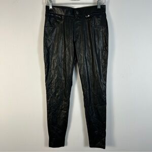 HUE Glossy Black Leggings